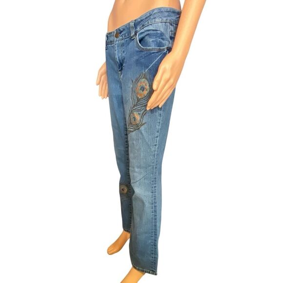 Mixit Light Wash Denim Jeans Size 10 Petite Peacock Design Cropped Mid Rise - Picture 4 of 10
